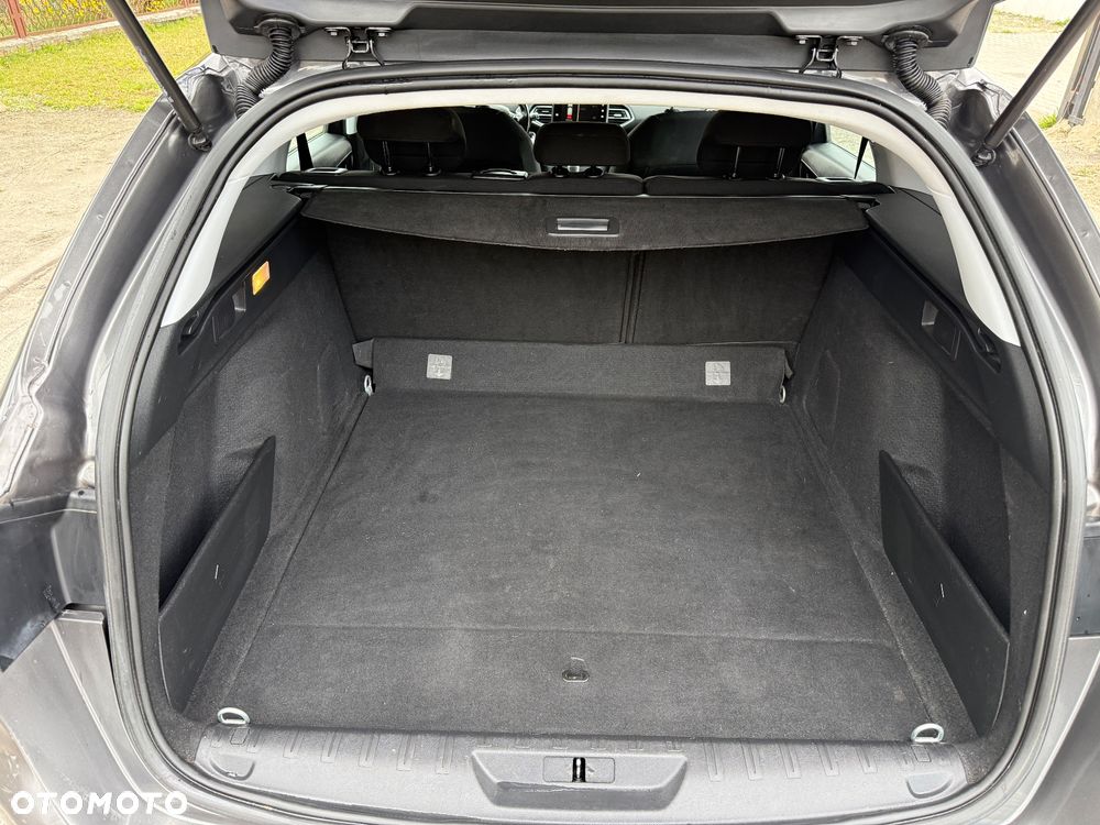 Peugeot 308 1.2 PureTech GPF Active Pack S&S EAT8 - 5