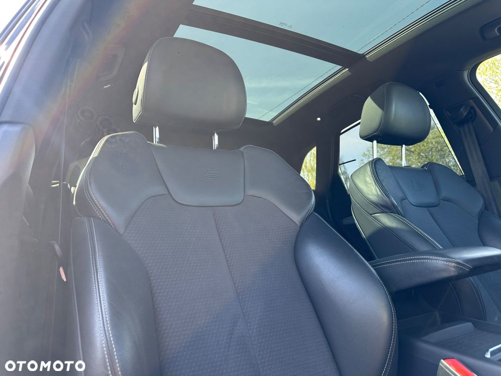 Audi Q5 55 TFSIe quattro S tronic S line - 31