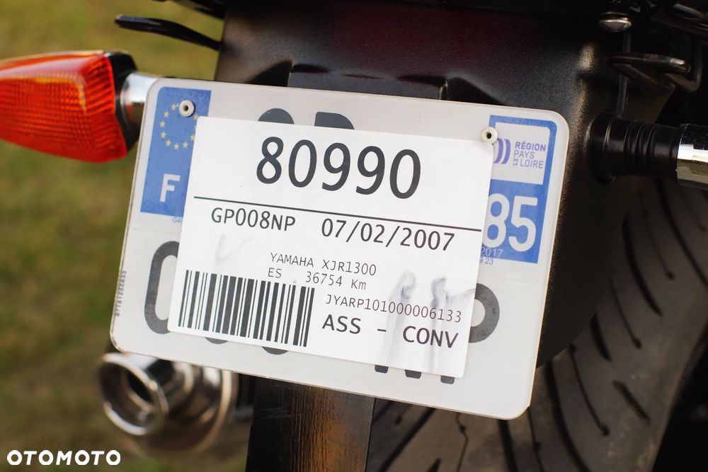 Yamaha XJR - 6