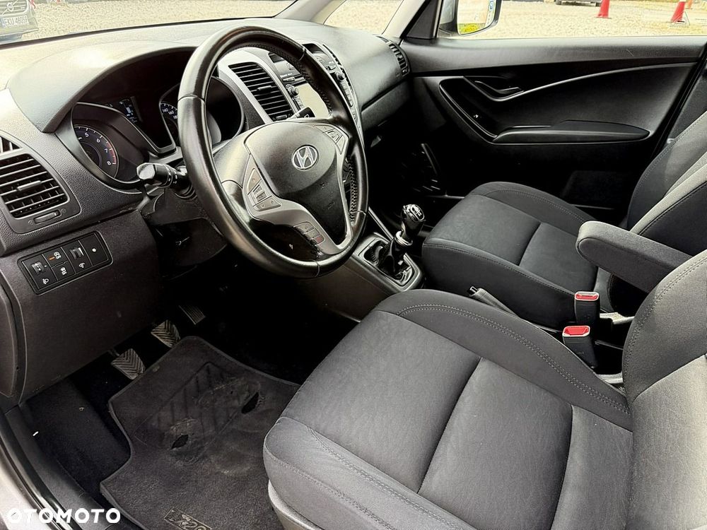 Hyundai ix20 - 8