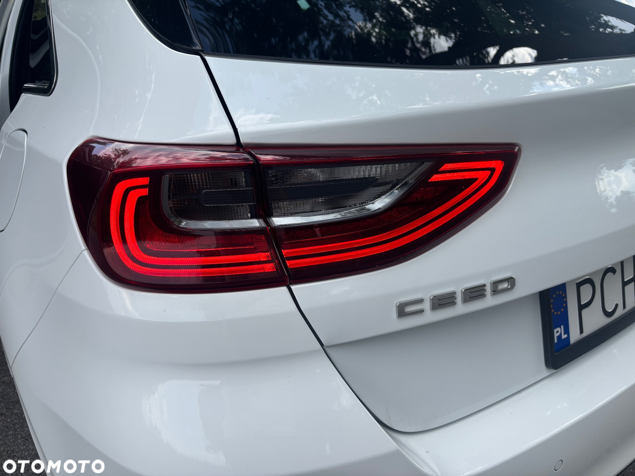 Kia Ceed 1.6 CRDi GT Line - 22