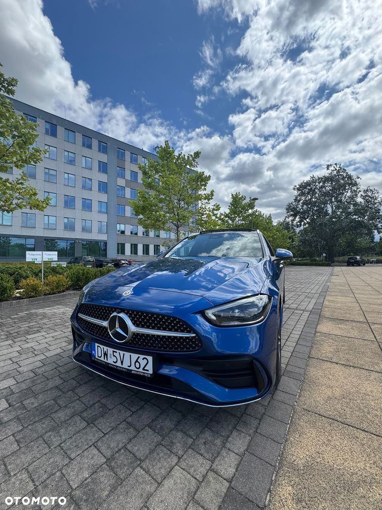Mercedes-Benz C-Class 2023 photo 2