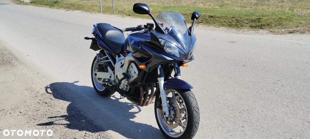Yamaha FZ6 - 3
