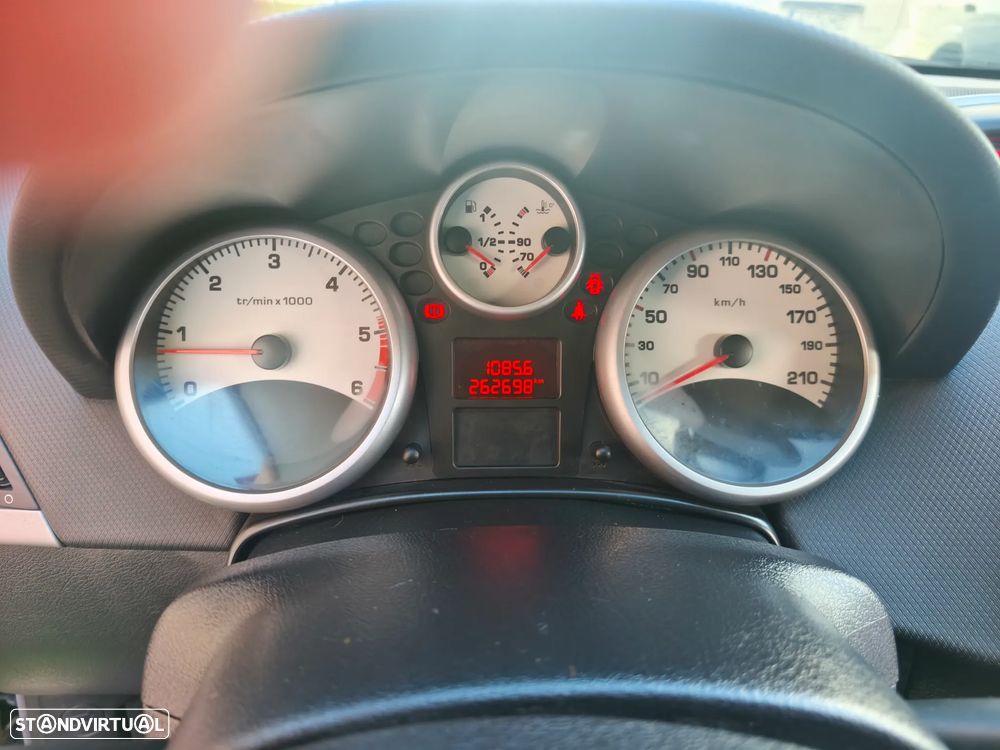 Peugeot 207 SW 1.6 HDi Premium - 5