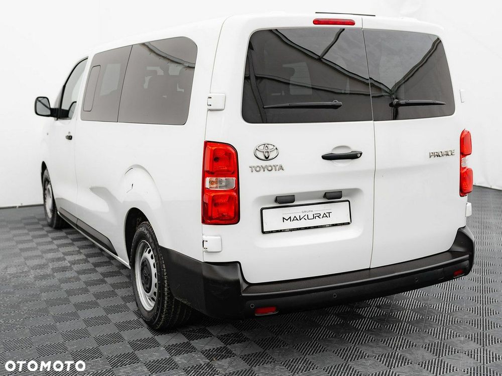 Toyota ProAce Kombi D-4D Long 2,8t - 5