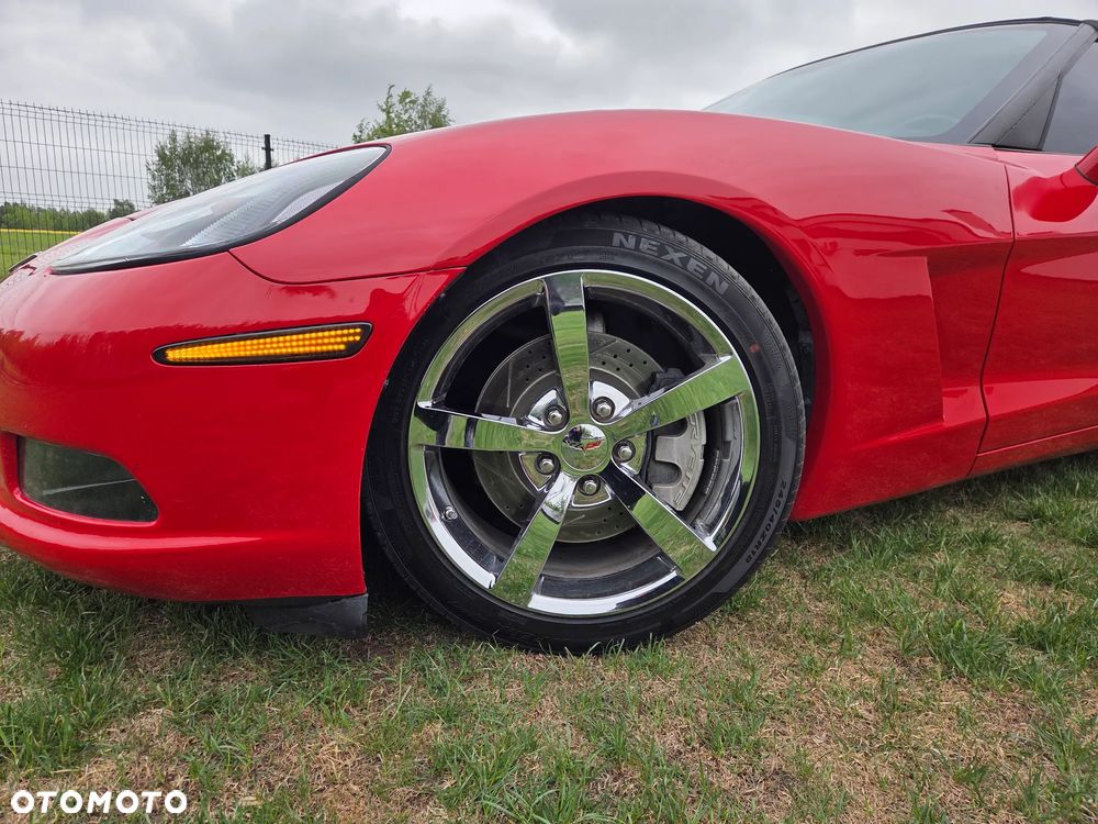 Chevrolet Corvette - 7
