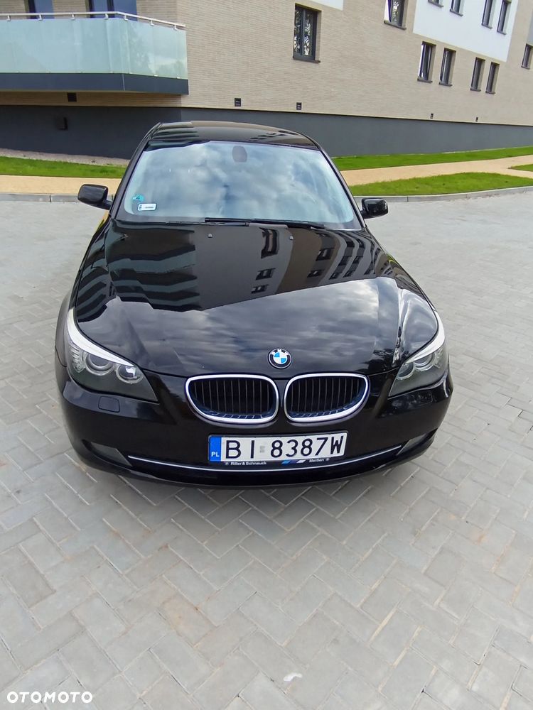 BMW Seria 5 520i - 2