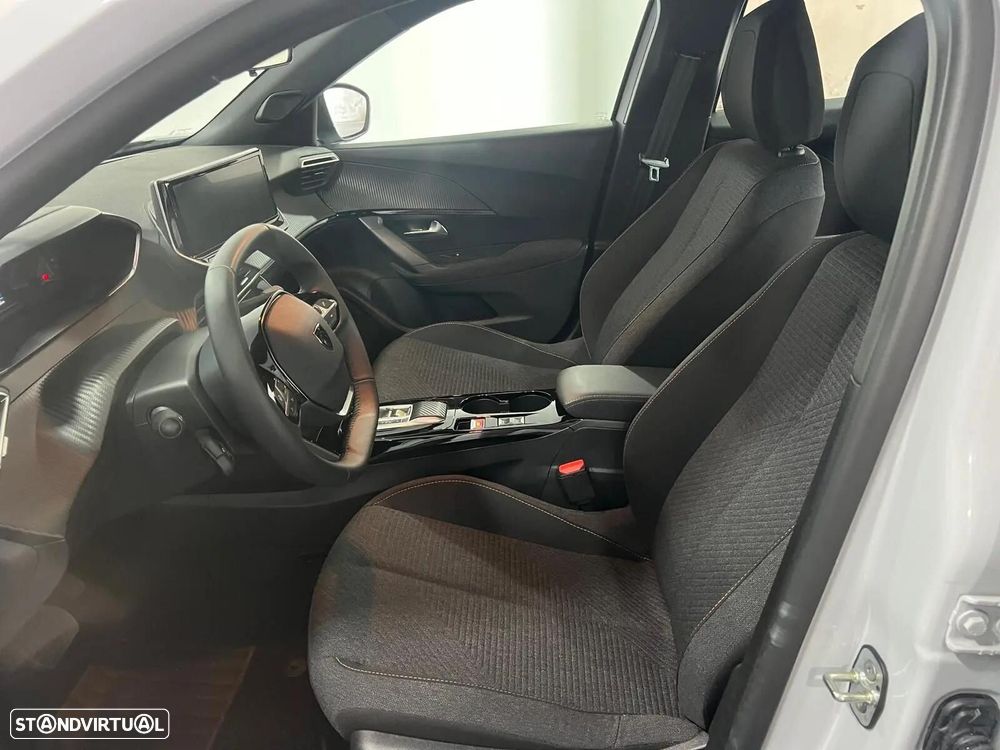 Peugeot e-2008 54 kWh SE Style - 7