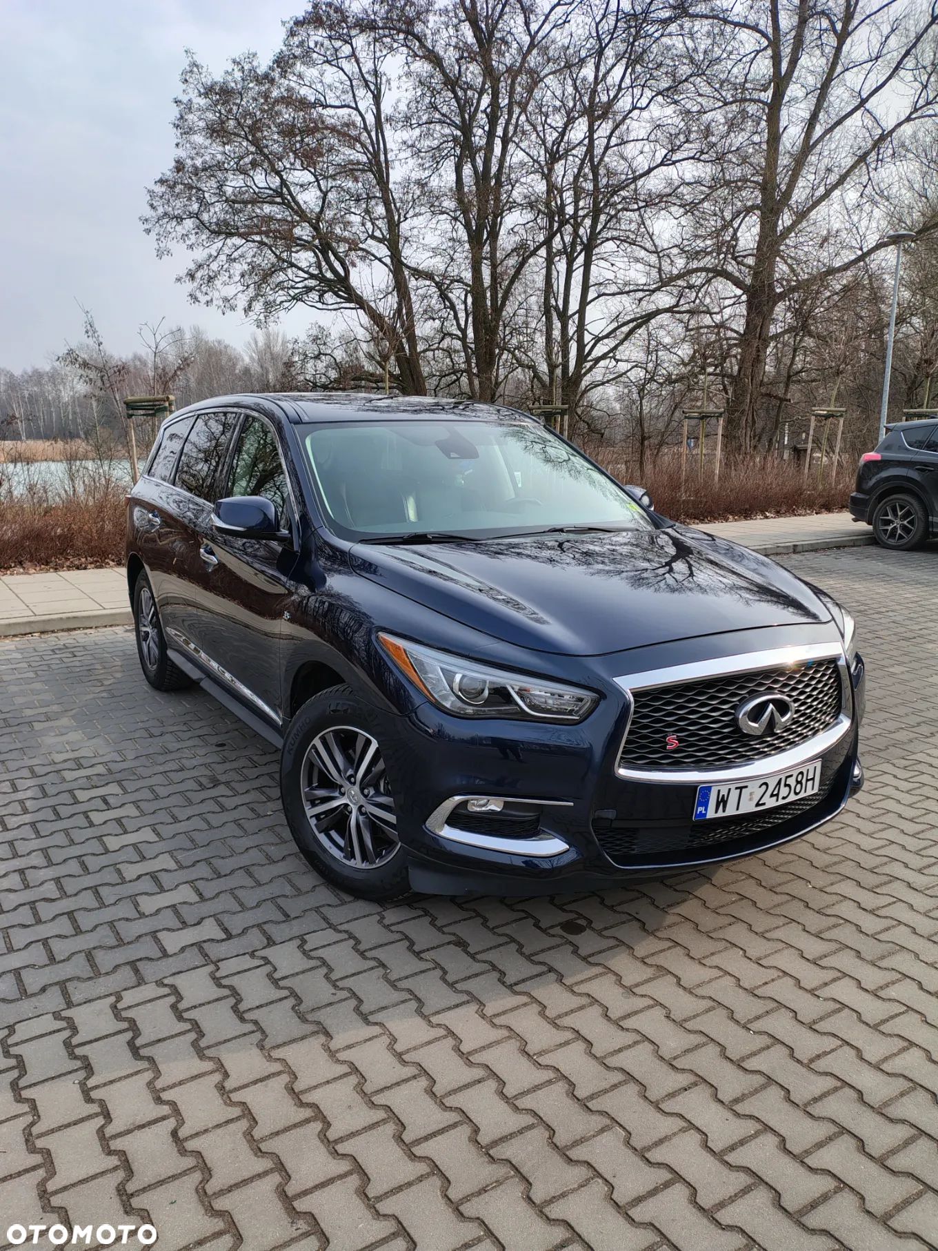 Infiniti QX60 - 1