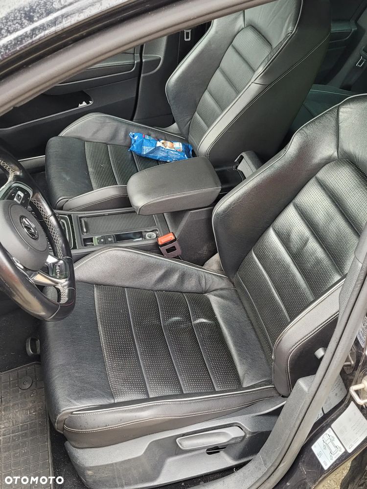 Volkswagen Golf - 8