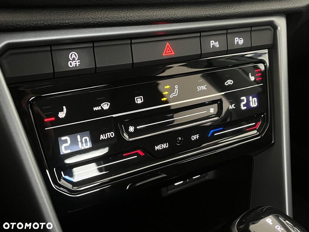 Volkswagen T-Roc 1.5 TSI Life DSG - 28