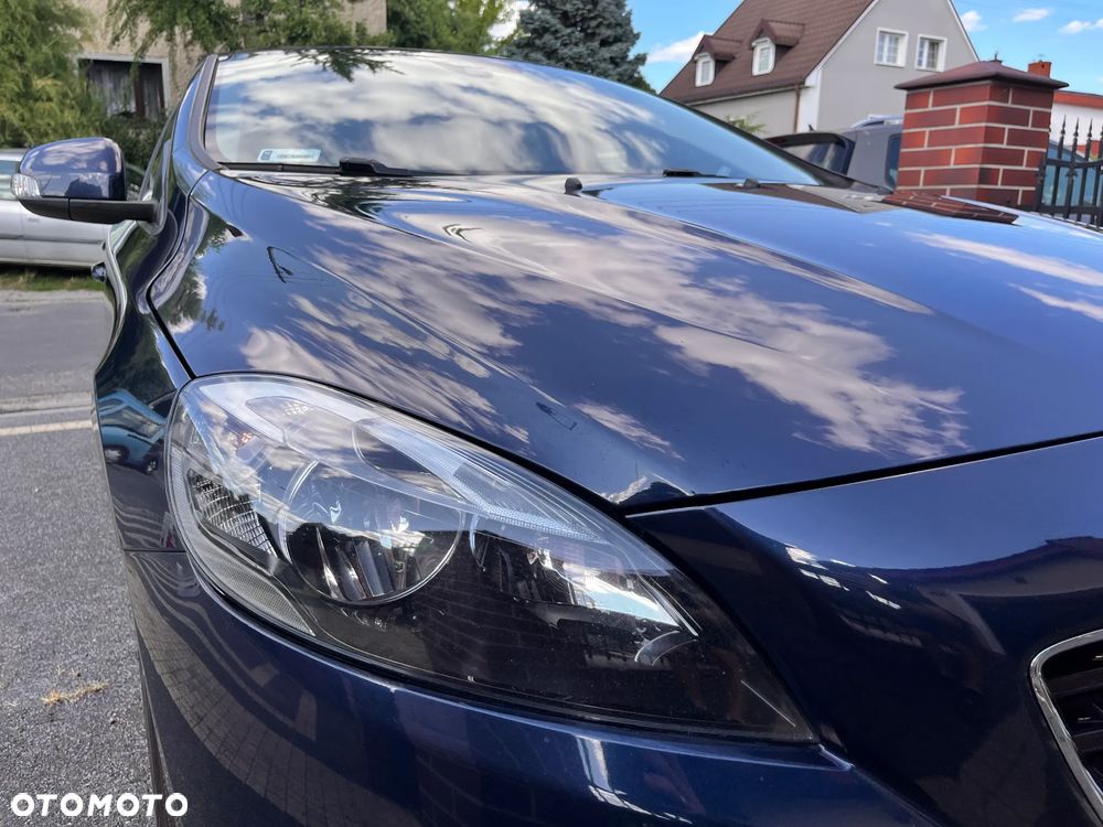 Volvo V40 D2 Momentum - 18