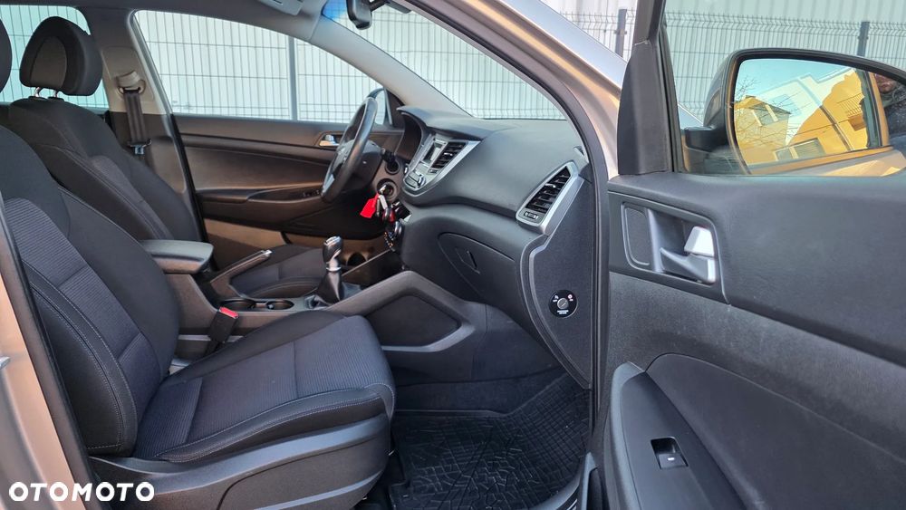 Hyundai Tucson 1.6 GDi Comfort 2WD - 9