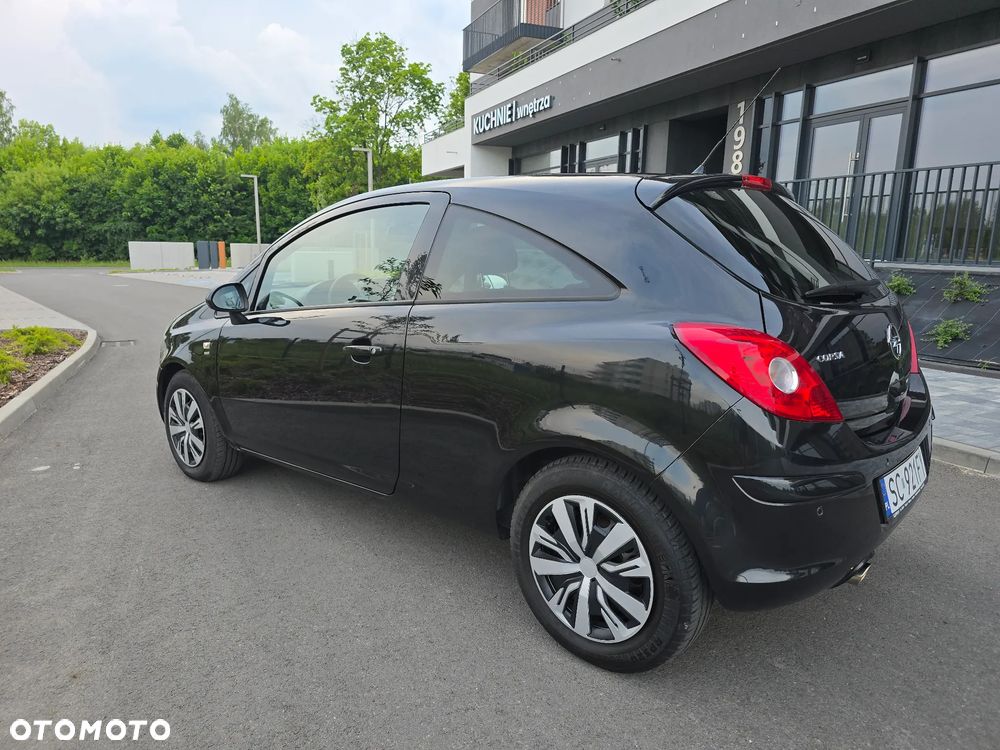 Opel Corsa 1.4 16V Energy - 10