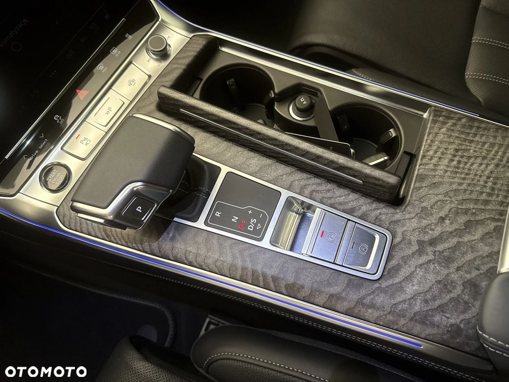 Audi A6 Avant TDI mHEV 220 kW Quattro S tronic - 17
