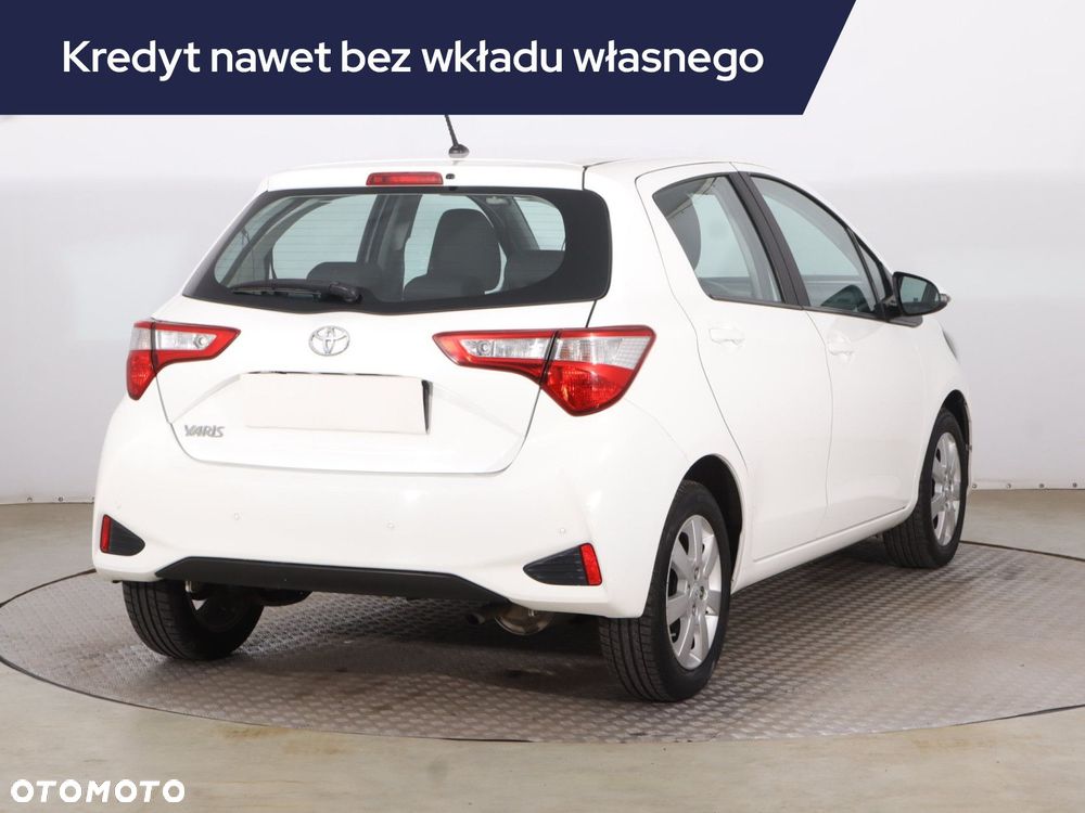 Toyota Yaris - 7