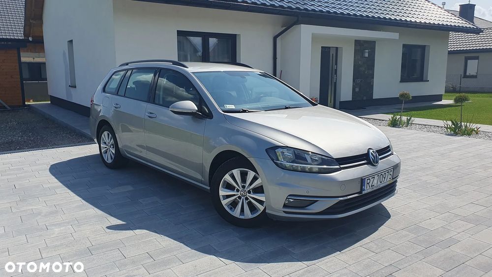 Volkswagen Golf 1.0 TSI BMT Comfortline - 8