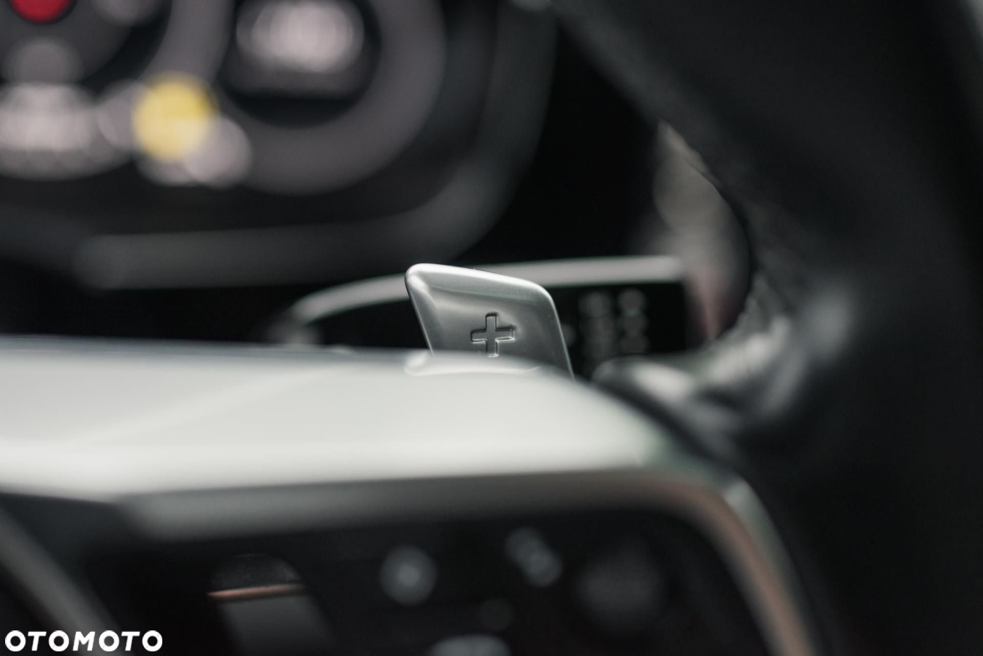 Porsche Panamera - 27
