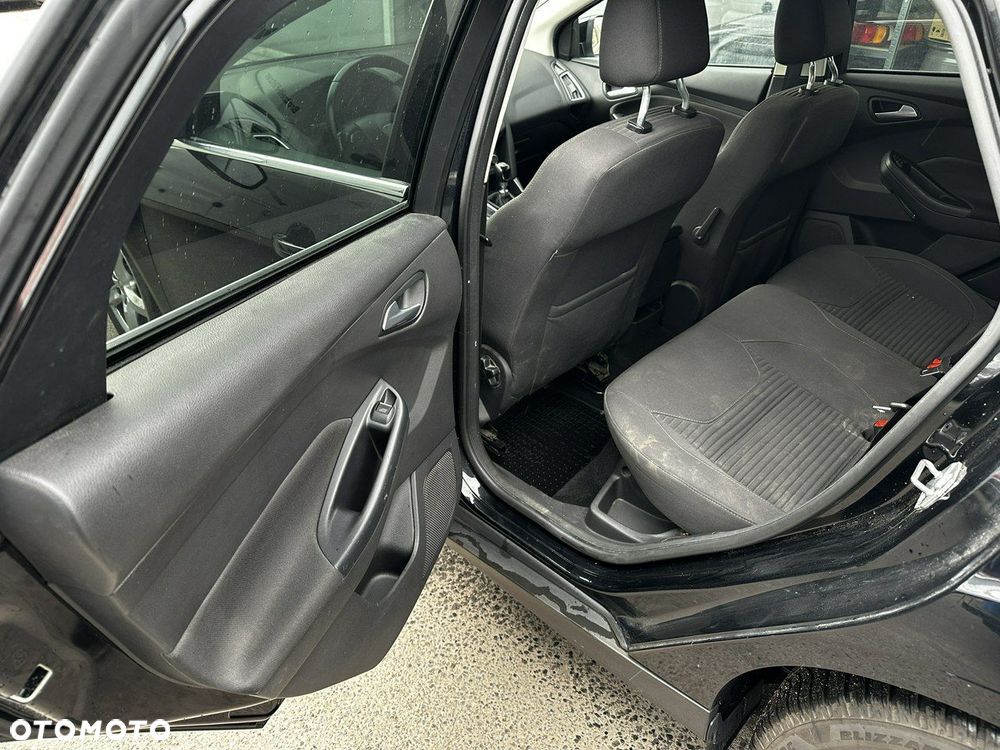 Ford Focus 1.0 EcoBoost Titanium Business - 19