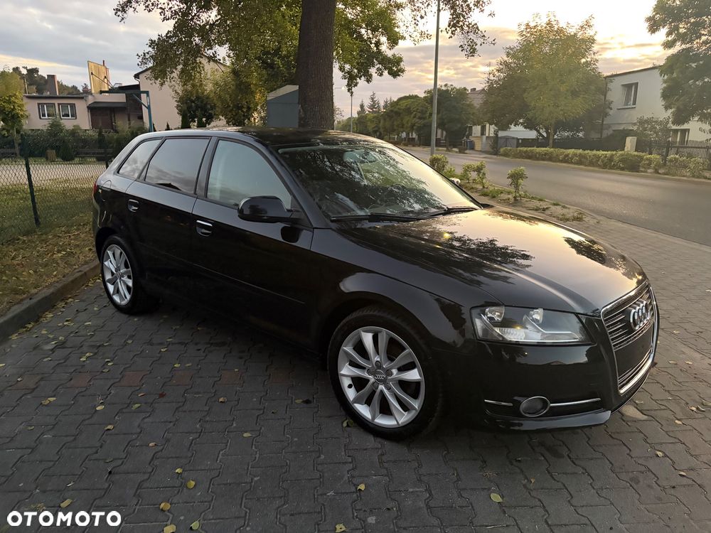 Audi A3 Sportback 2011 photo 3