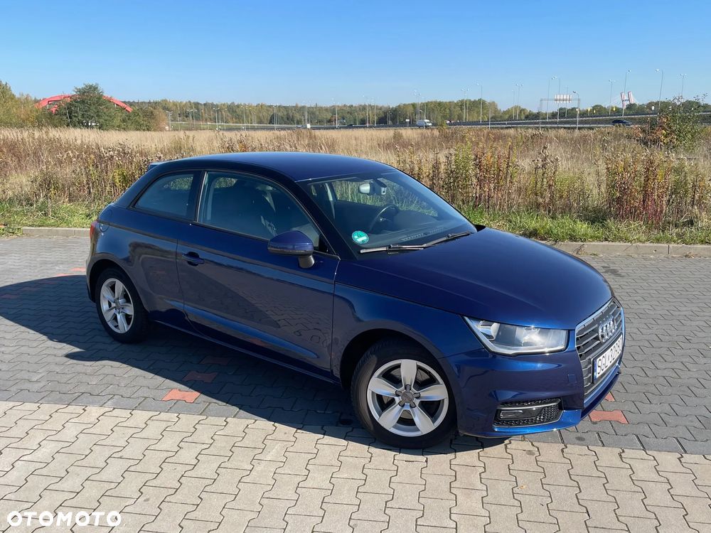 Audi A1 3-drzwiowe 1.4 TFSI S tronic design - 3