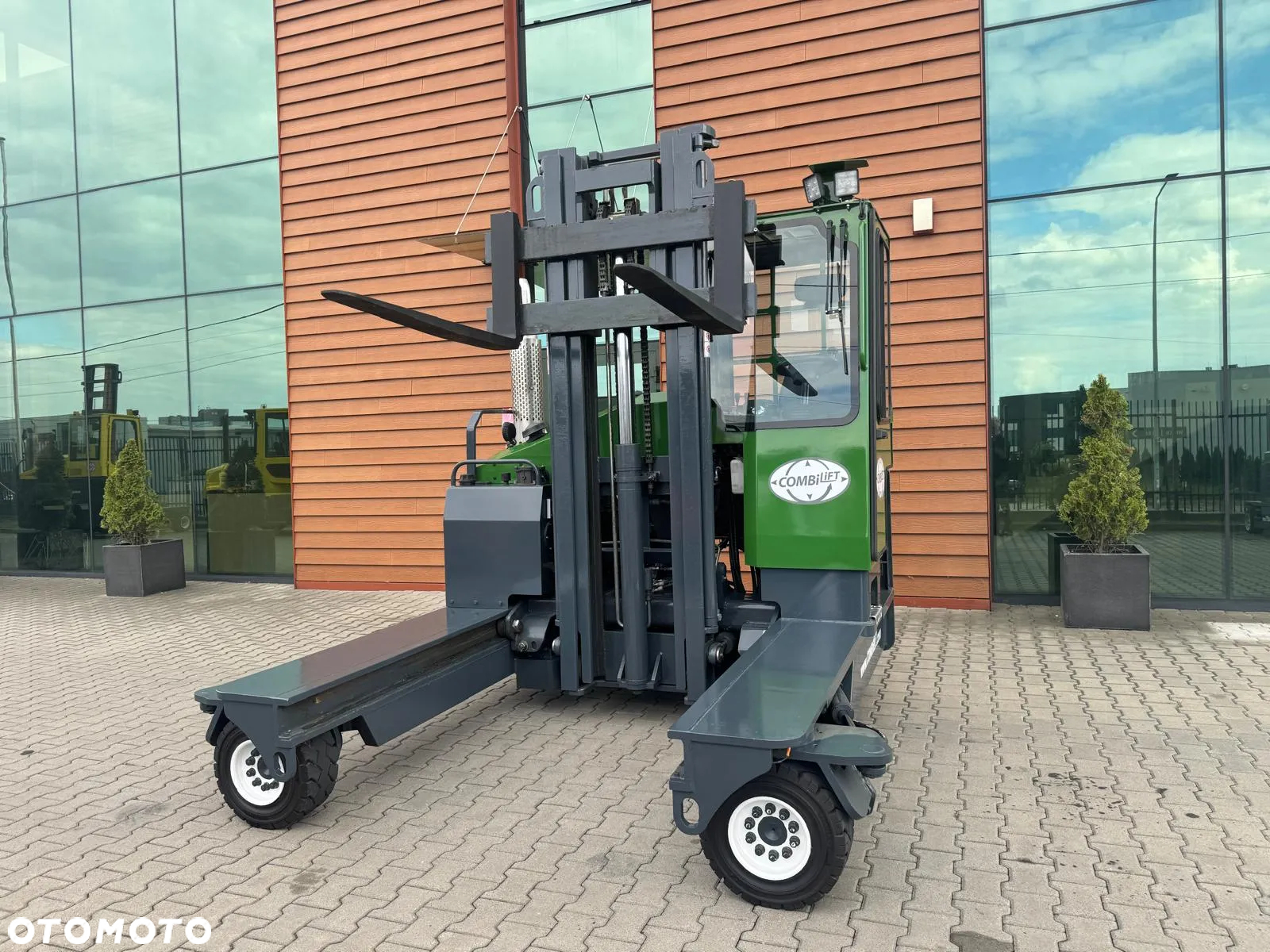 Combilift Combilift C5000// Stan idealny // wolny skok //Niski maszt - 33