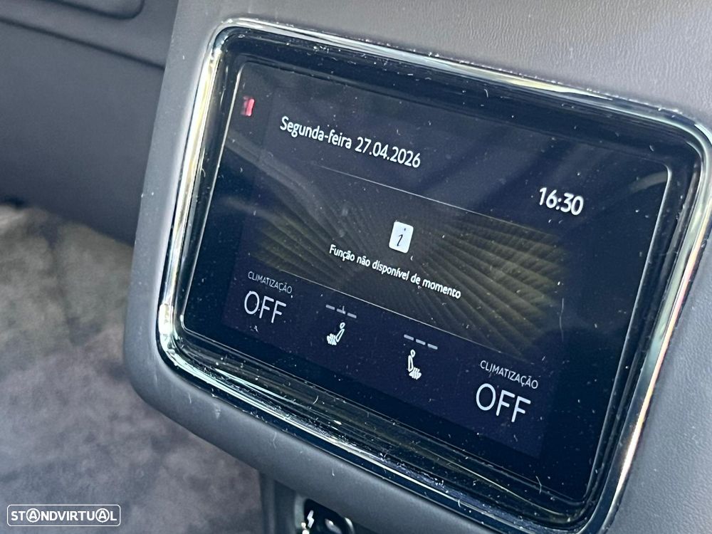 Bentley Bentayga - 25