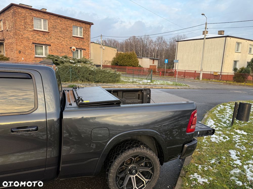 RAM 1500 Crew Cab Longbed Laramie - 21