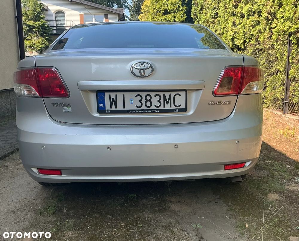Toyota Avensis 2.2 D-4D Premium - 3
