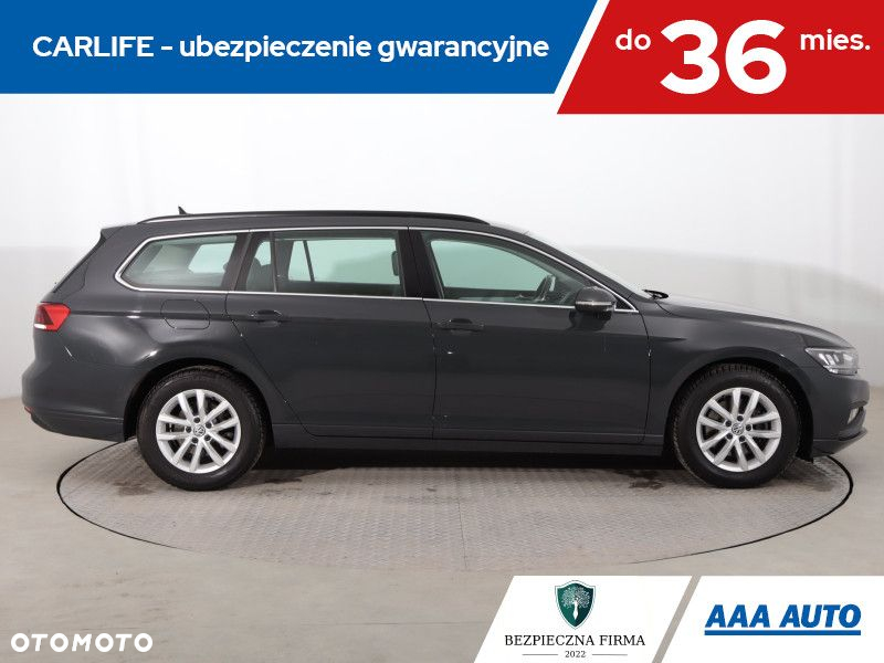 Volkswagen Passat - 7