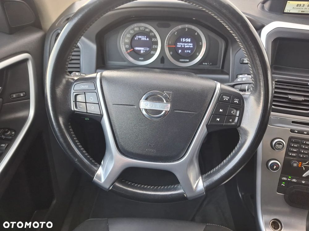 Volvo XC 60 D3 Summum - 10