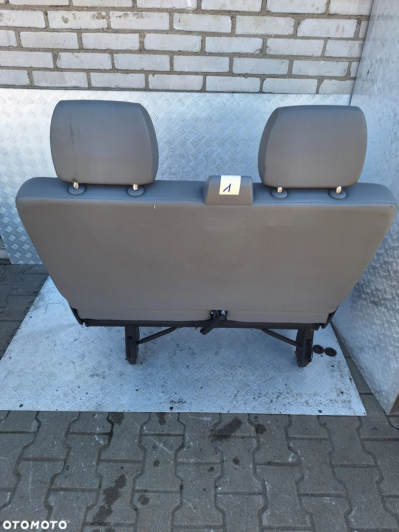 FOTEL KANAPA DWÓJKA 2 RZĄD SKŁADANY - VW TRANSPORTER T5 CARAVELLE - 3