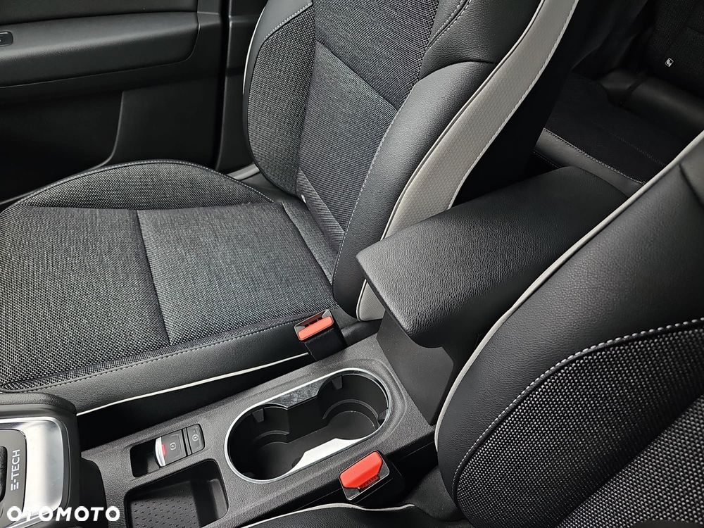 Renault Captur 1.6 E-TECH Full Hybrid 145 Intens - 22