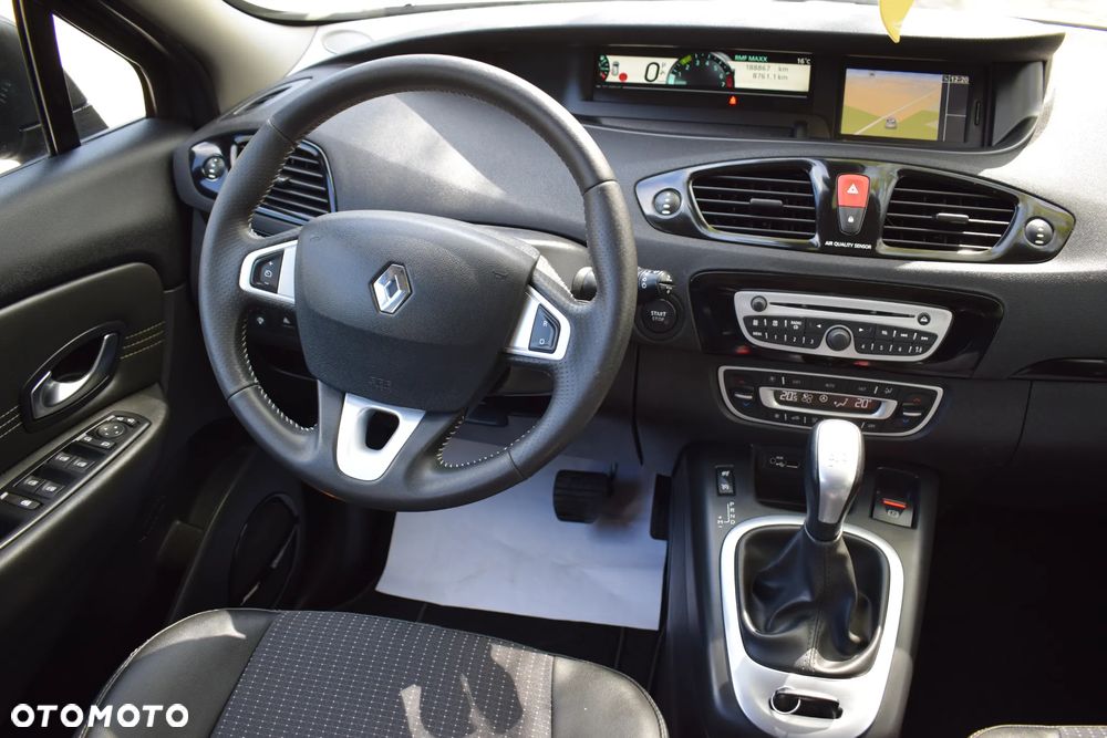 Renault Grand Scenic 2.0 16V 140 CVT Bose Edition - 30