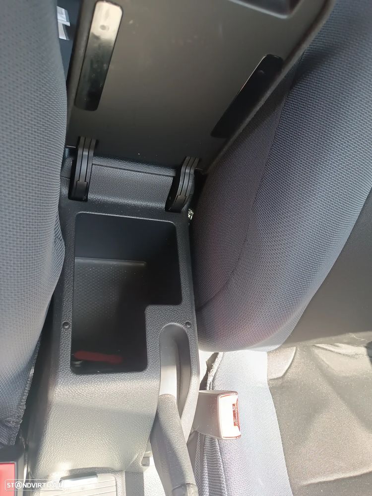 VW Golf Variant 1.6 TDi Highline - 7