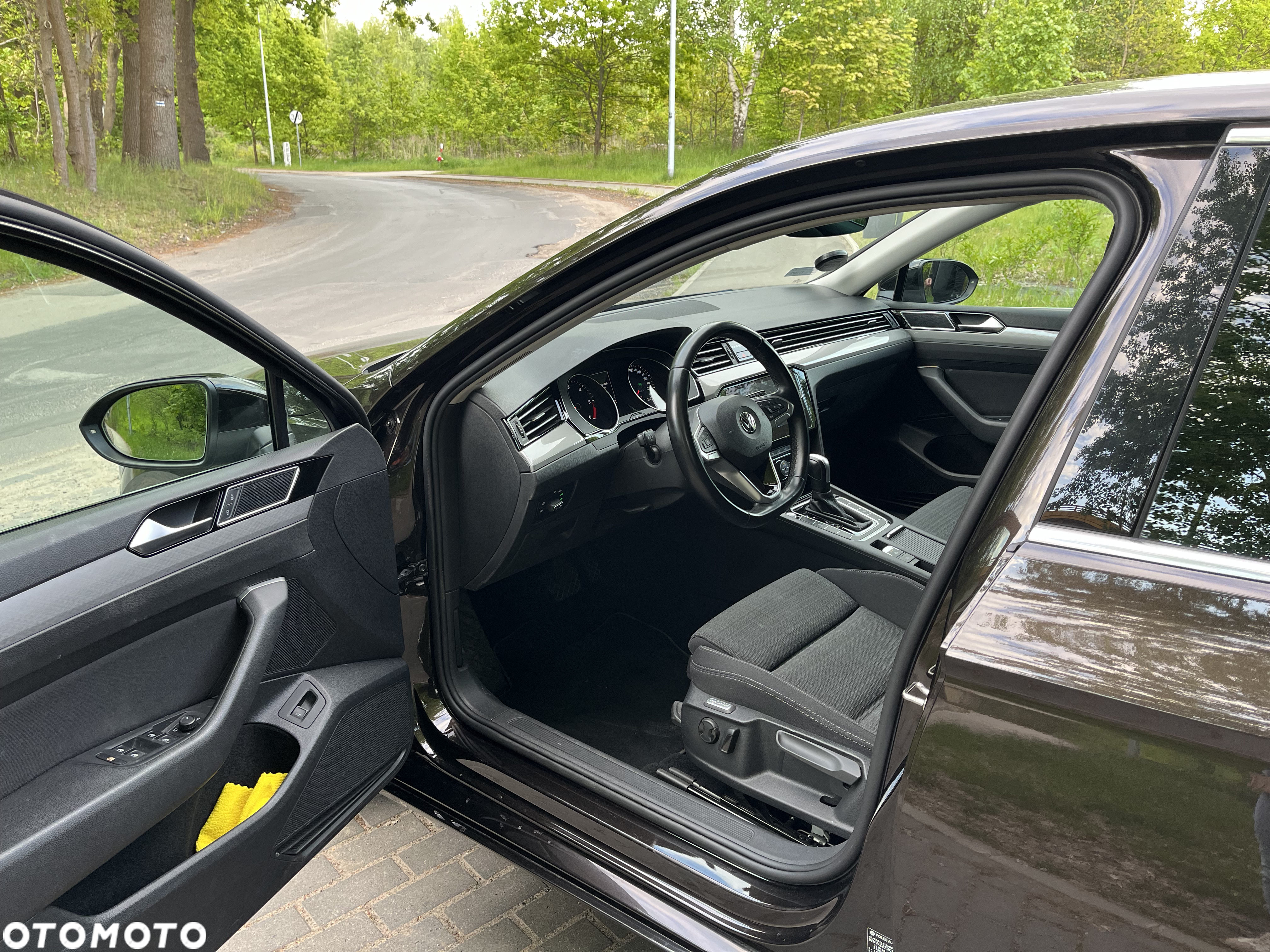 Volkswagen Passat 2.0 TDI Business DSG - 17
