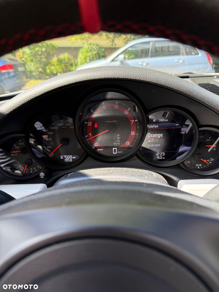 Porsche 911 Carrera PDK Black Edition - 11