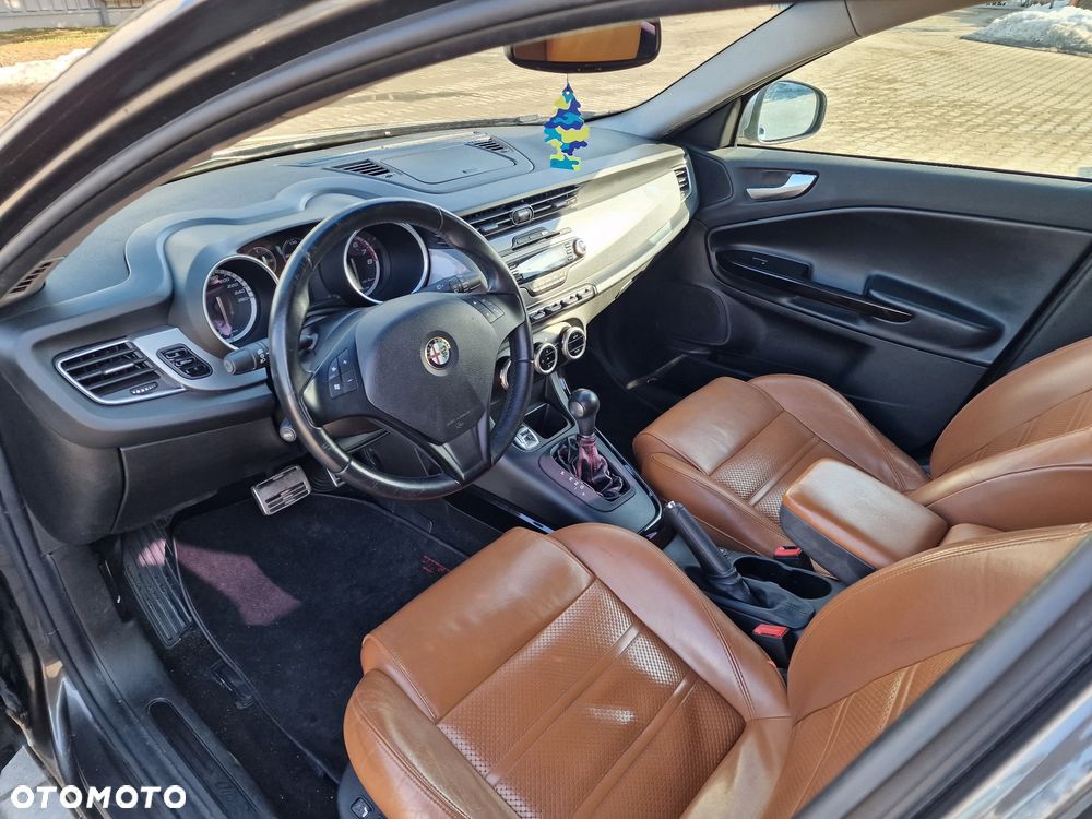 Alfa Romeo Giulietta 1.4 TB 16V Multiair TCT Turismo - 16