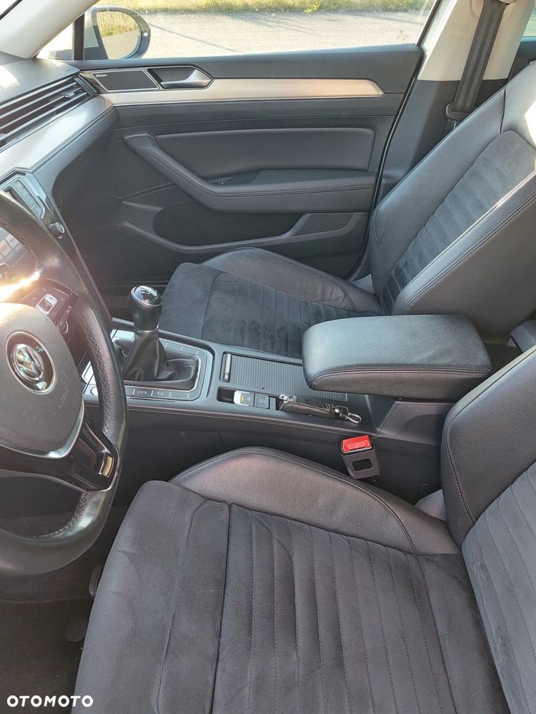 Volkswagen Passat ver-1-8-tsi-bmt-highline - 23