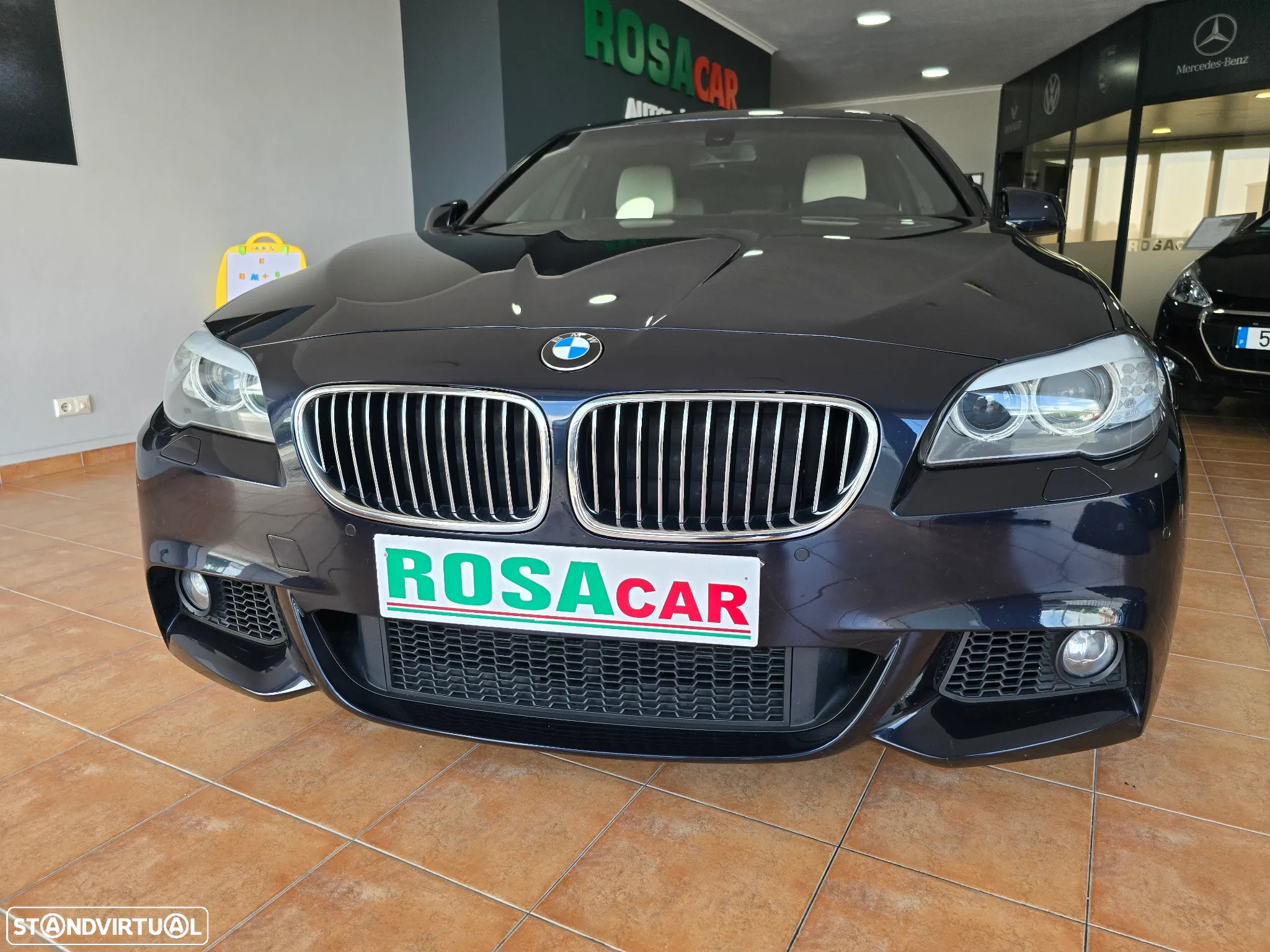 BMW 525 d Auto - 2