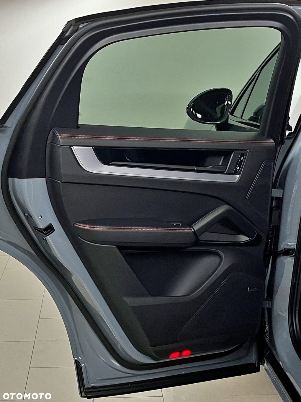 Porsche Cayenne - 24