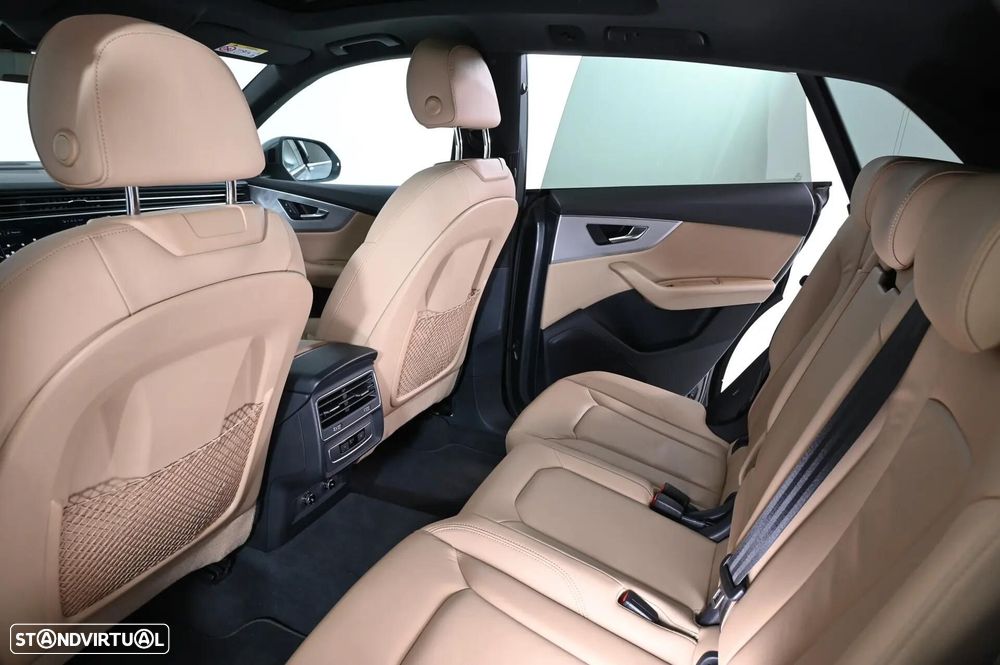 Audi Q8 55 TFSIe quattro Tiptronic - 34