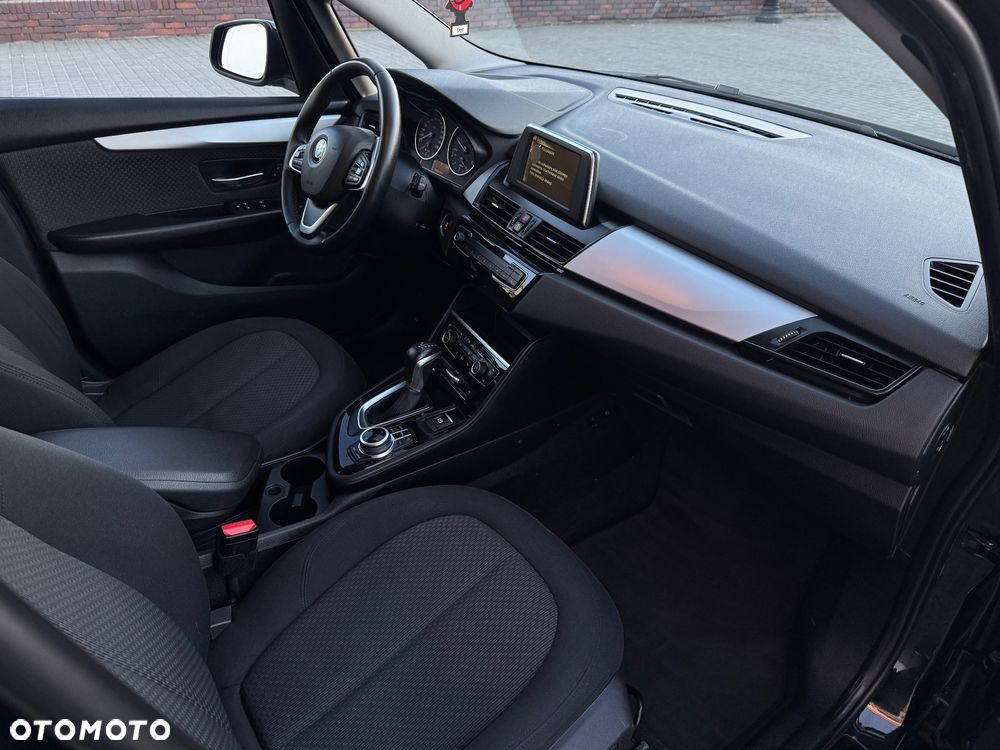 BMW Seria 2 216d GT Sport Line - 15