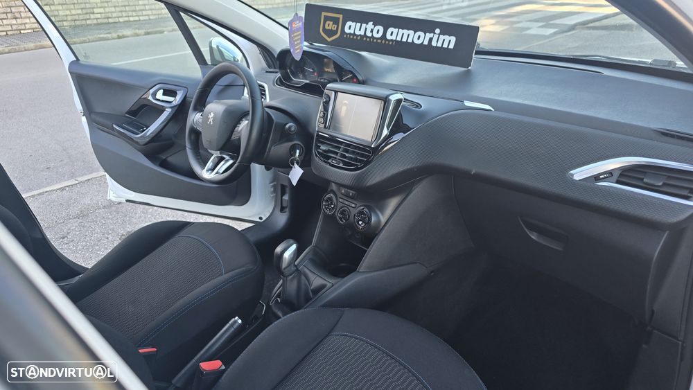 Peugeot 208 1.6 BlueHDi Style - 22
