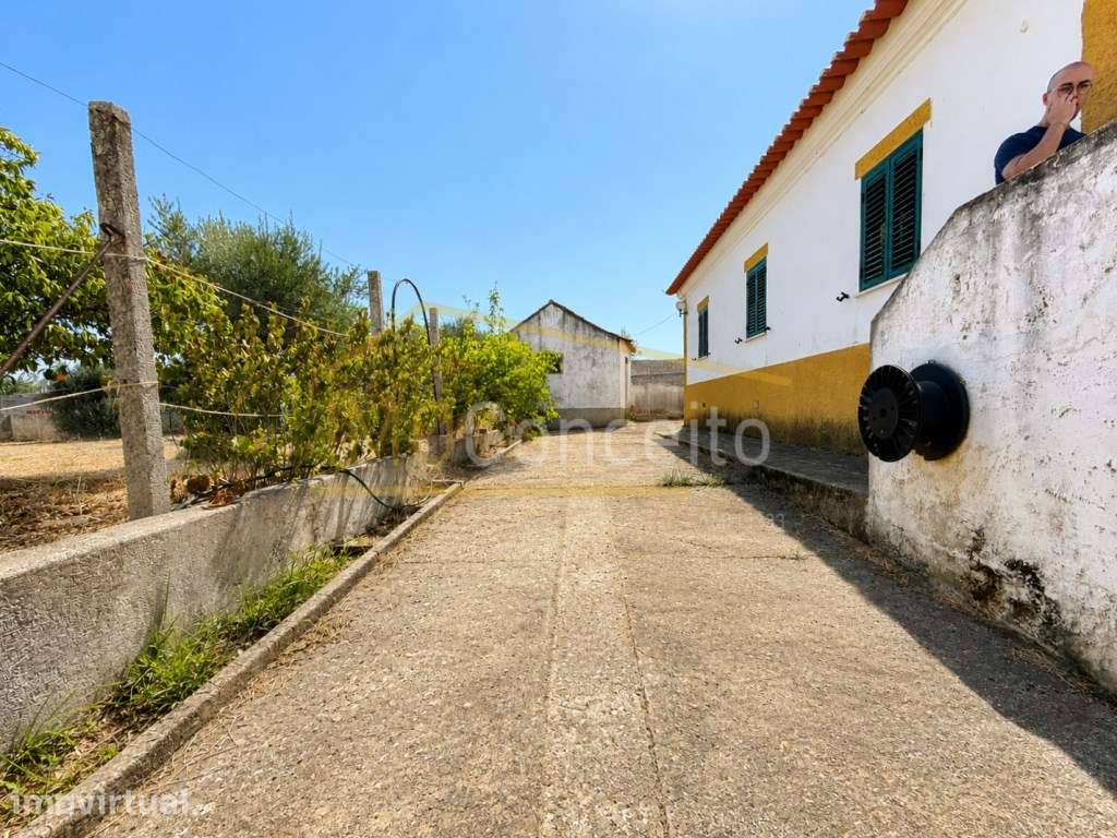 Moradia T4 com Quintal em Santa Margarida da Coutada Espaço e Tranq... - Grande imagem: 3/30