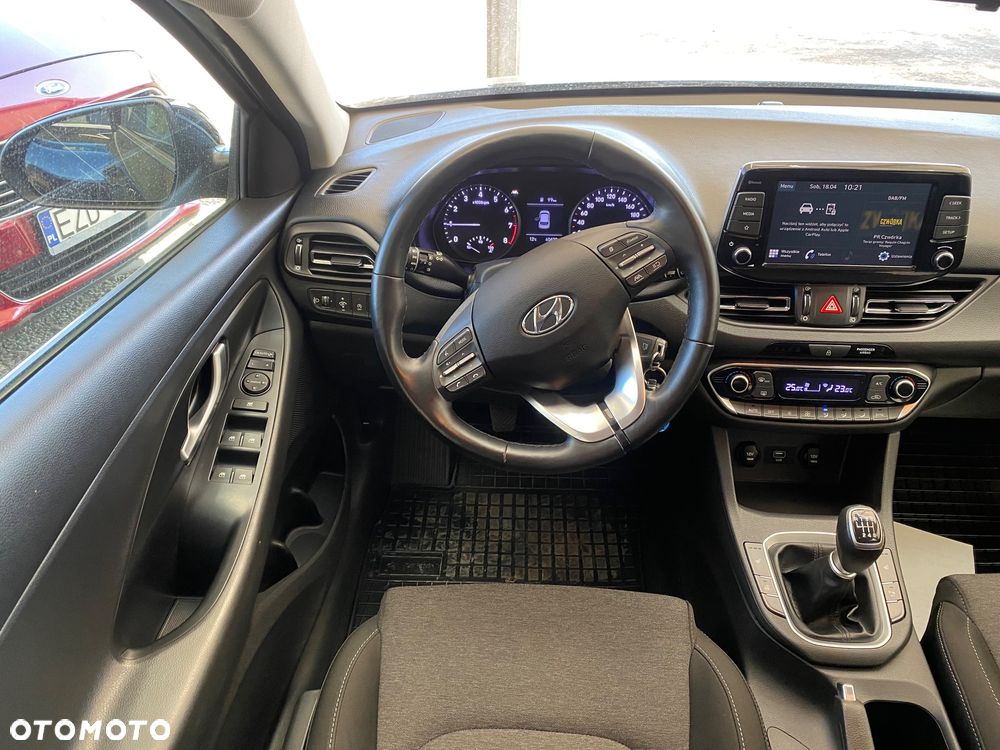 Hyundai i30 1.5 DPI Smart - 16