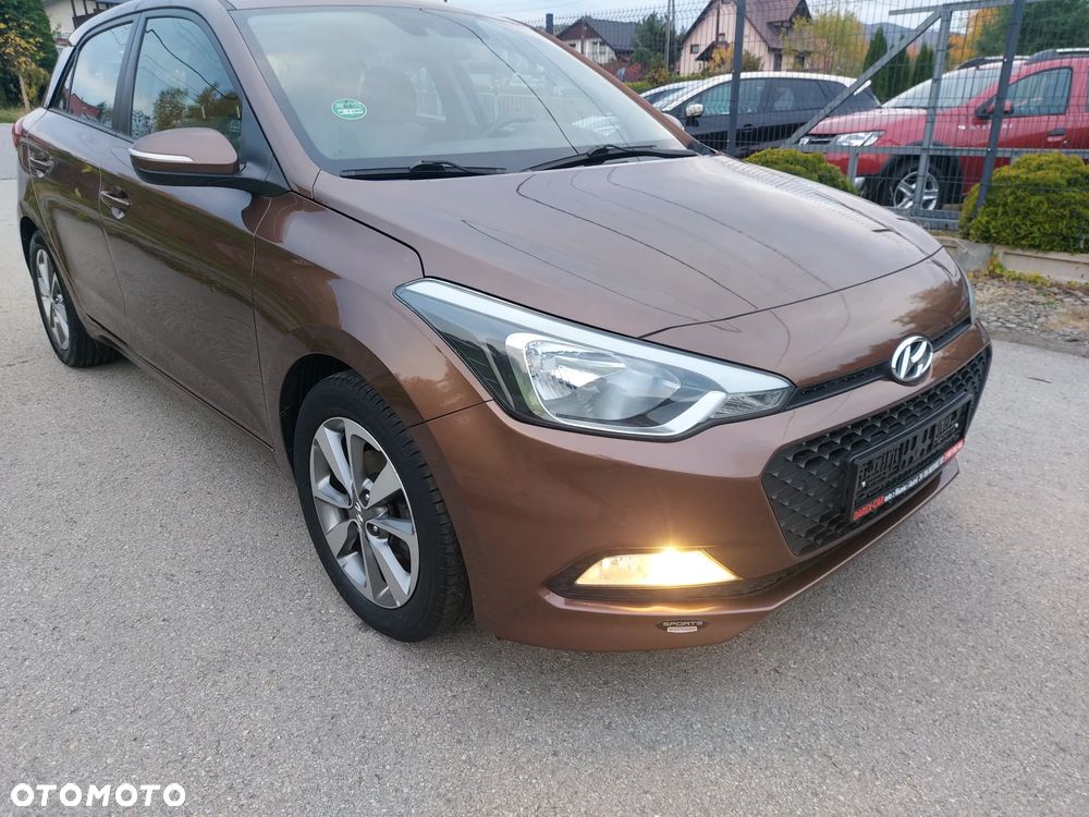 Hyundai i20 1.2 YES - 12