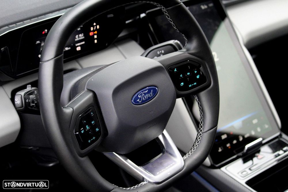 Ford Explorer 77 kWh Premium - 16