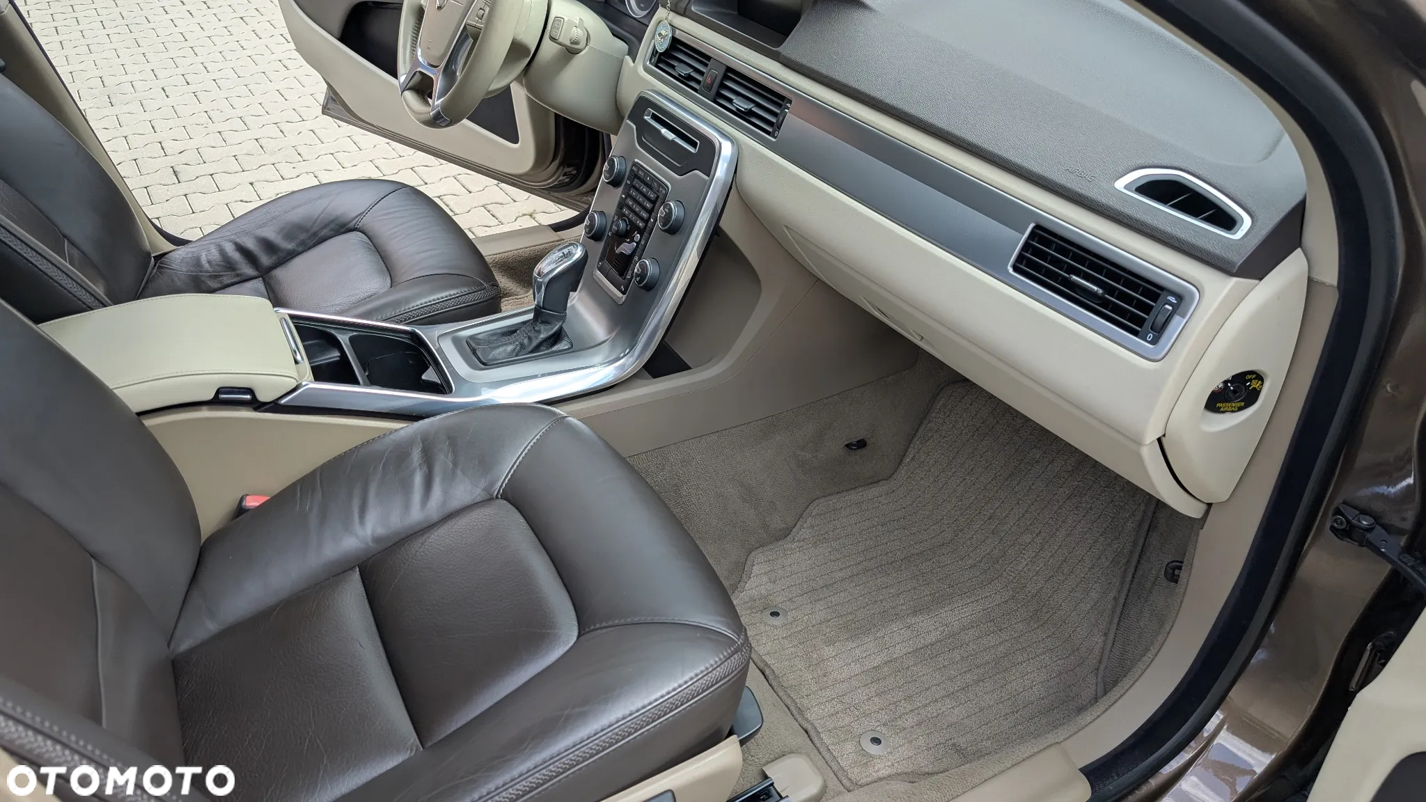Volvo XC 70 D4 AWD Summum EU6 - 22