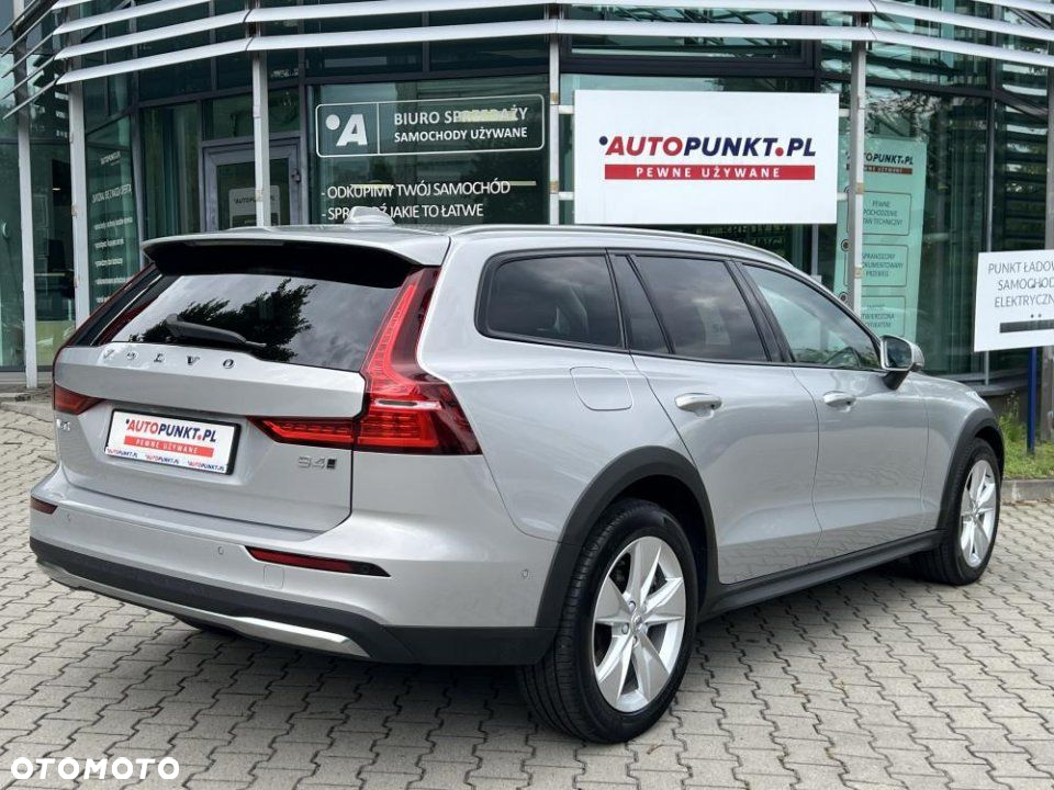 Volvo V60 Cross Country - 5